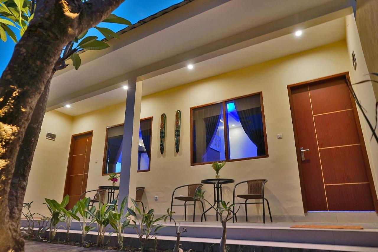 Sari Gili Bungalow กิลิไอร์ ภายนอก รูปภาพ