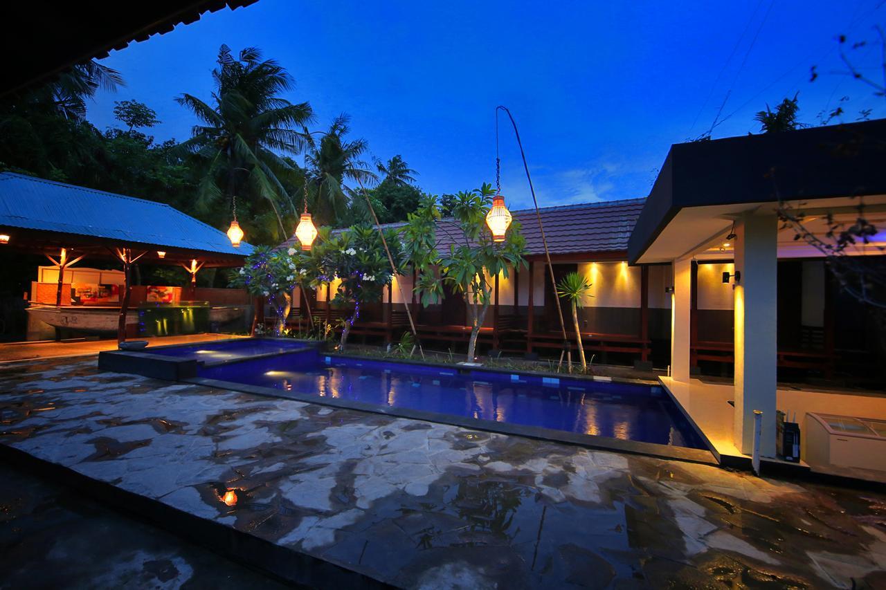 Sari Gili Bungalow กิลิไอร์ ภายนอก รูปภาพ