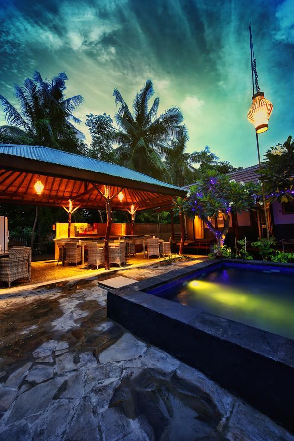 Sari Gili Bungalow กิลิไอร์ ภายนอก รูปภาพ